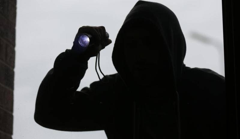 الافراج عن مخطوف بعد سرقة سيارته في بعلبك