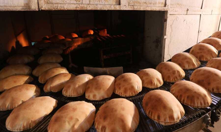خفض سعر ربطة الخبز ..ماذا عن وزنها؟