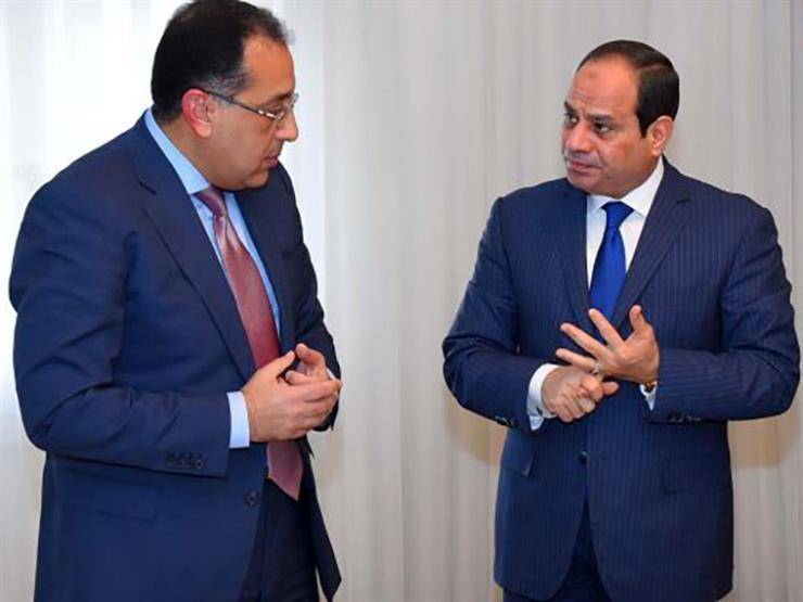 مصر.. توجيهات للسيسي بإقرار علاوات وحوافز ورفع الحد الأدنى