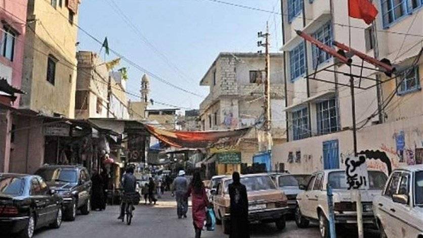 جريح بإشكال عائلي في تعمير عين الحلوة