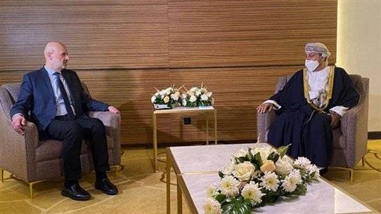 مولوي يلتقي نظيره العماني