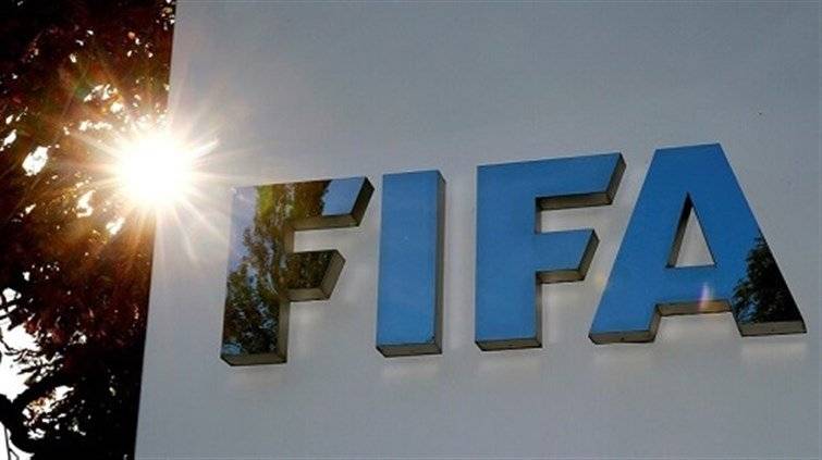 قرار جديد من الفيفا بشأن اللاعبين الأجانب في روسيا وأوكرانيا