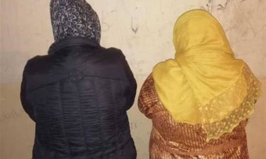 أقدما على بيع طفلتهما حديثة الولادة!