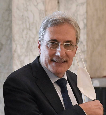 وزير العدل يبحث مع وفد 