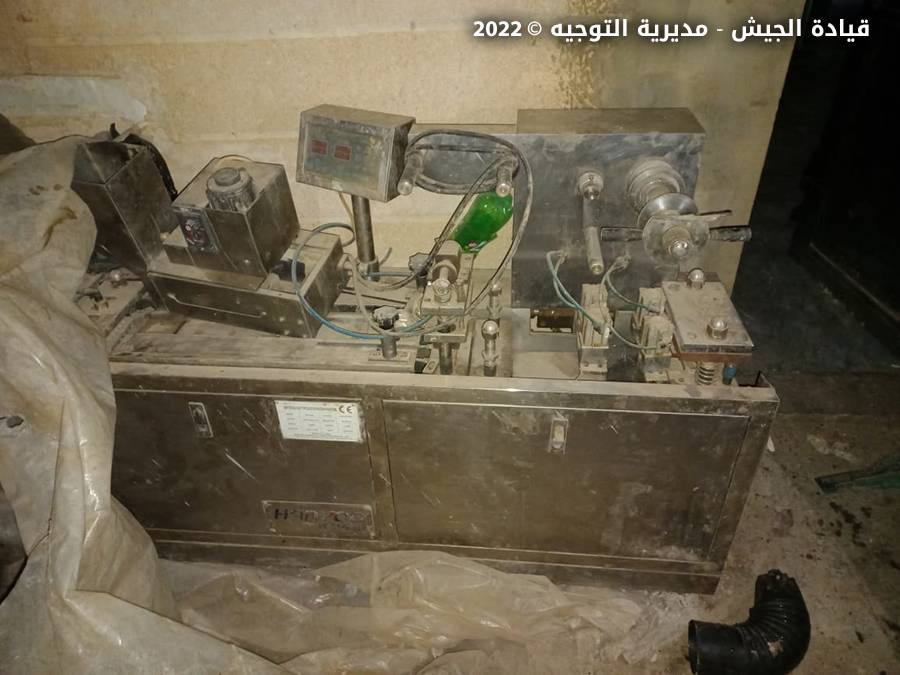 دهم منازل مطلوبين.. وهذا ما تم ضبطه