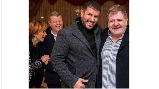 أيمن الذهبي: تبادلنا المزاح أنا وزوج أصالة.. وهذا ما قاله لي