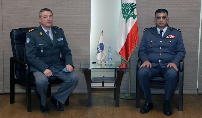عثمان يستقبل وفد بعثة الامم المتحدة لمراقبة الهدنة