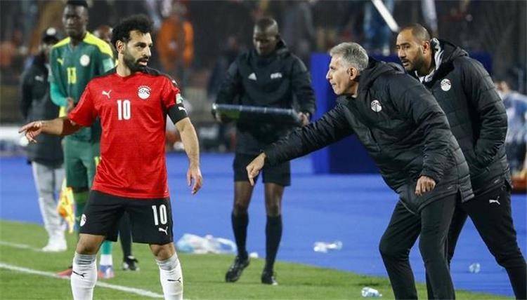 عقب صدمة المونديال.. هل يستمر كيروش في قيادة الفراعنة؟