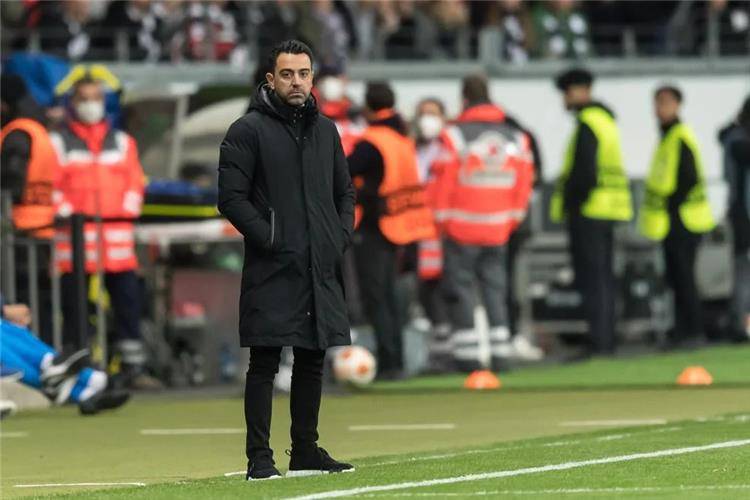 ماذا قال تشافي بعد إقصاء برشلونة من الدوري الأوروبي؟