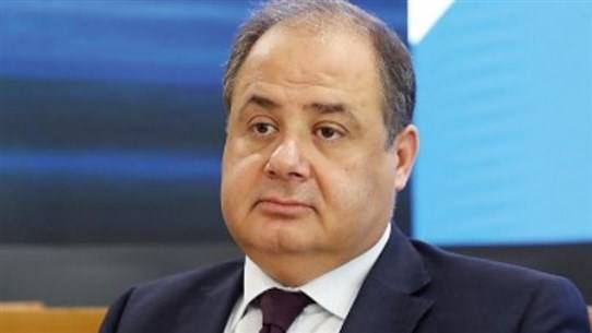 رئيس المجلس الاقتصادي: اللامركزية فورا