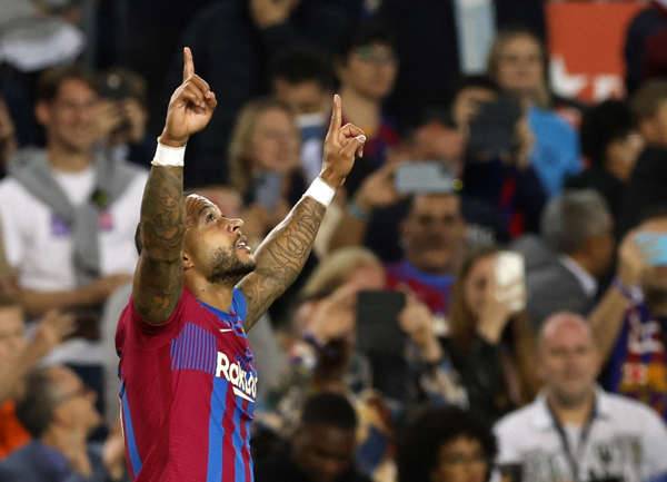 برشلونة ينهي سجله السيئ على أرضه ويفوز على مايوركا