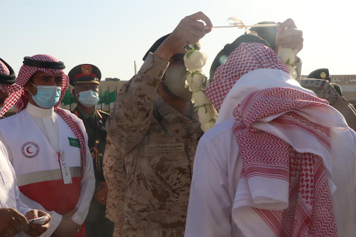 ضمن المبادرة السعودية.. طائرتان تنقلان الأسرى الحوثيين تغادران لليمن