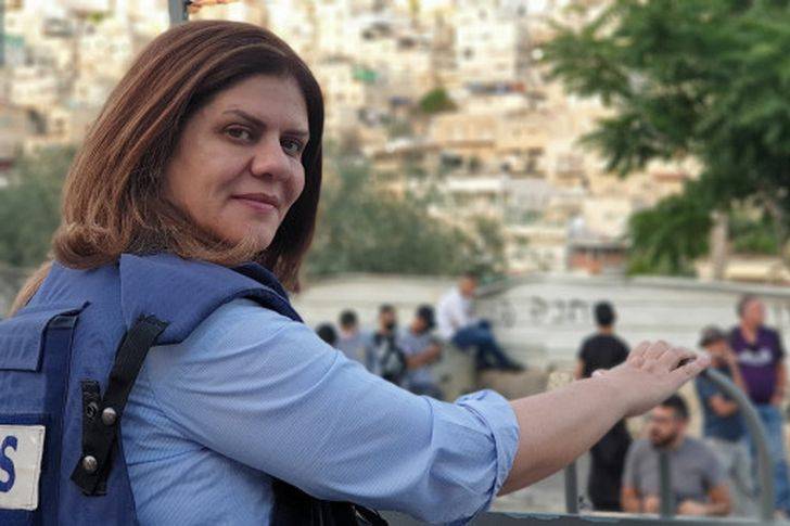زميل شيرين أبو عاقلة يروي تفاصيل 