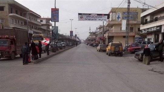 احتجاجاً على ارتفاع الدولار..إقفال محال تجارية