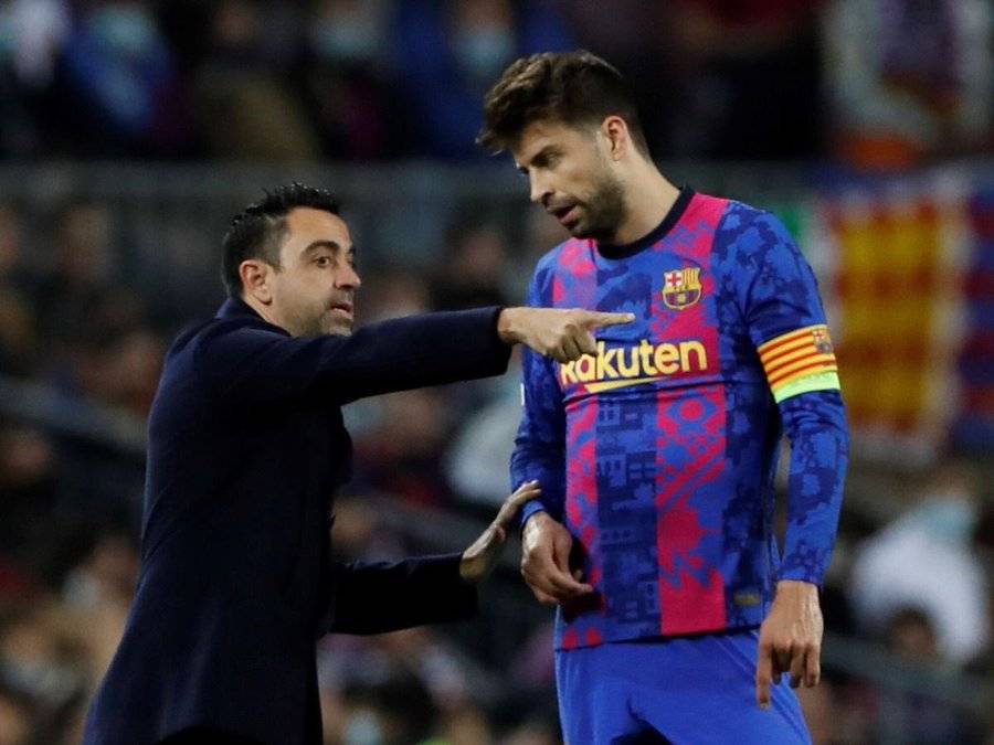 بعد الانفصال عن شاكيرا.. برشلونة يصدم بيكيه بقرار قاسٍ