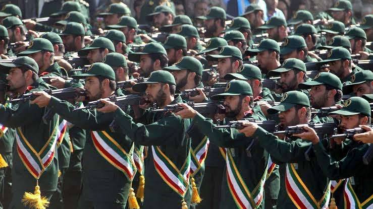 إسرائيل: قائد استخبارات الحرس الثوري الإيراني تحت أنظارنا