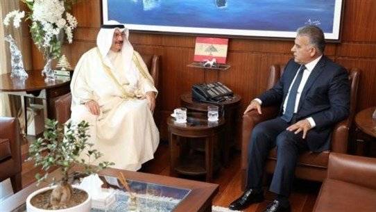 اللواء ابراهيم يلتقي سفير الكويت