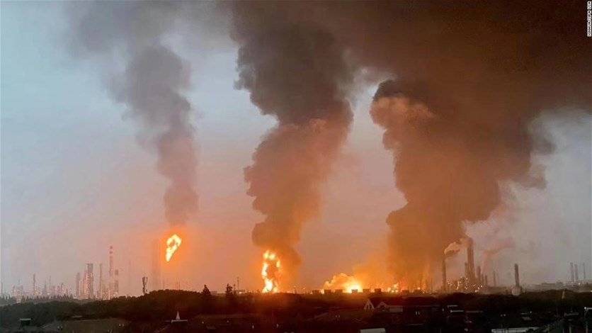 حريق بمصنع للمواد الكيميائية في شنغهاي