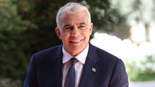 لابيد: إسرائيل تحتفظ بحرية التصرف السياسي والعسكري ضد برنامج إيران النووي