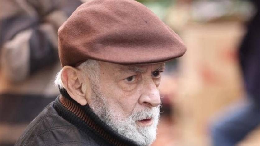 إبن أحمد الزين يكشف عن حالة والده الصحية