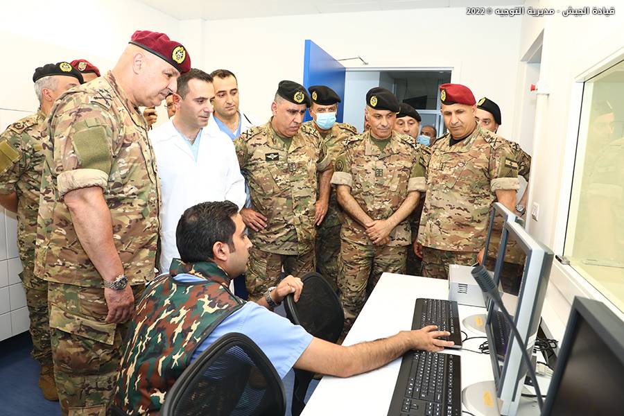 قائد الجيش يتفقّد الأقسام التي تمّ تحديثها في الطبابة العسكرية