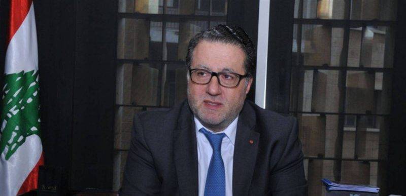 إستيفاء رسوم الطائرات الأجنبية بالمطار بالدولار..شكر من شقير