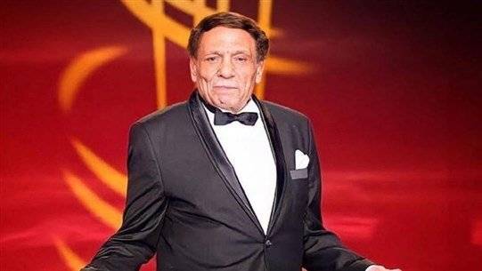 عادل إمام يغيب عن زفاف ابنة شقيقه.. والسبب؟