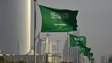 السعودية.. مطلوب للأمن يفجر نفسه في جدة