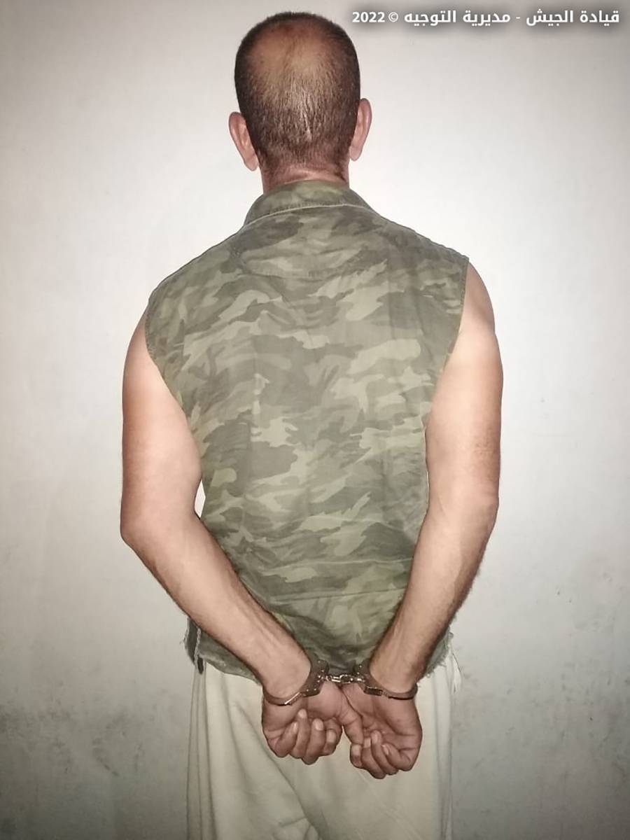الجيش: دهم منزل وتوقيف شخص في منطقة باب الرمل - طرابلس