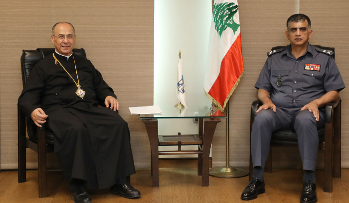 عثمان يستقبل المطران الحداد