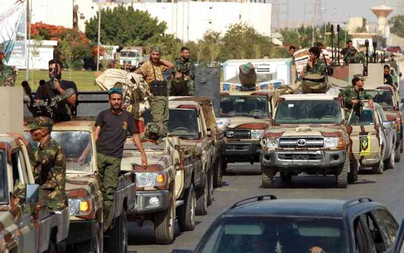 العاصمة الليبية تعيش أوضاعا صعبة.. والميليشيات تواصل التحشيد