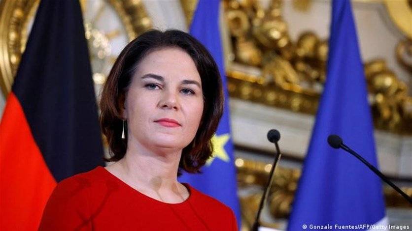 في زيارة غير معلنة.. وزيرة الخارجية الألمانية تصل إلى كييف