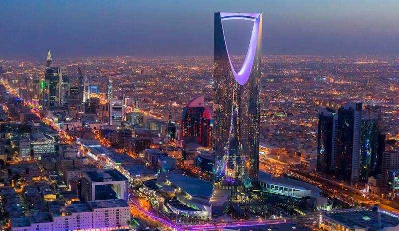 السعودية تتيح تأشيرة السياحة إلكترونيا لمقيمي دول الخليج