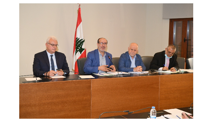 لجنة الاعلام تبحث مشاكل قطاع الاتصالات