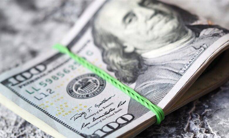 ارتفاع في دولار السوق السوداء عصراً