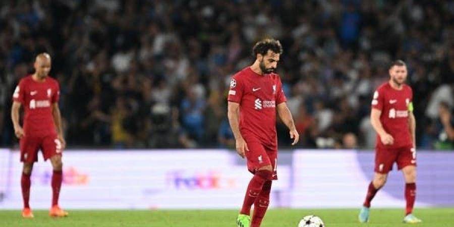 أسطورة الدوري الإنجليزي يهاجم نجوم ليفربول