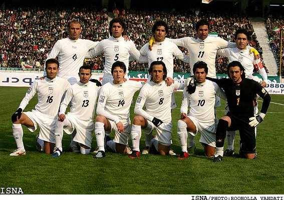 أوكرانيا تطالب باستبعاد إيران من المونديال.. والسبب؟