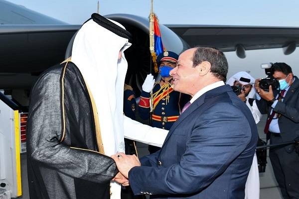 السيسي يهنئ أمير قطر بنجاح حفل افتتاح كأس العالم