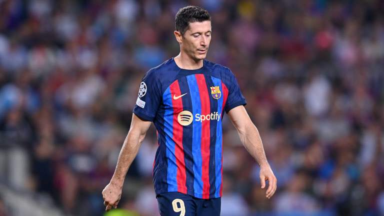 الاتحاد الإسباني يفرض عقوبة قاسية على ليفاندوفسكي