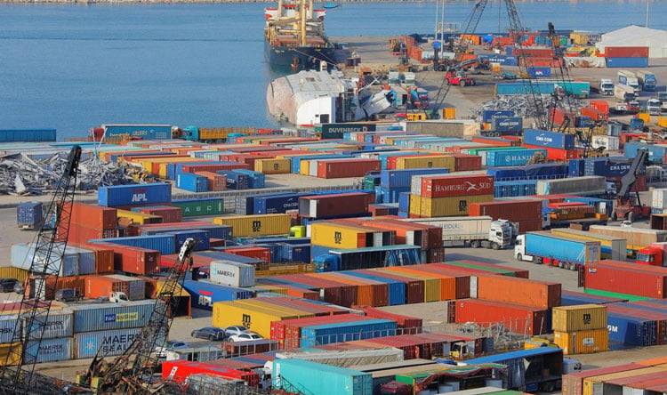 أعطال نظام الجمارك المتكررة تشل حركة استيراد وتصدير البضائع