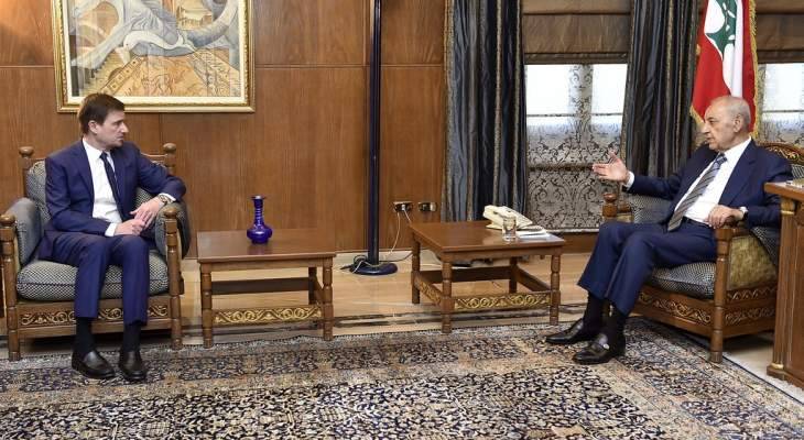 وصول ديفيد هيل إلى عين التينة للقاء بري