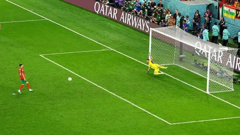 المغرب أول منتخب عربي بربع نهائي المونديال.. هكذا هزم الركراكي إنريكي