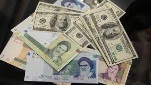 العملة الإيرانية تهبط لأدنى مستوى على الإطلاق أمام الدولار مع دخول الاحتجاجات شهرها الثالث
