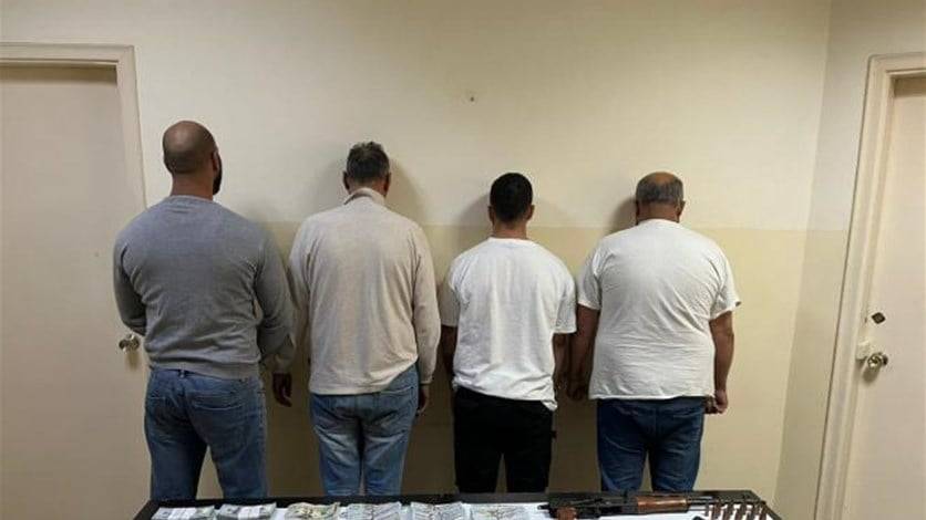 توقيف سارقي مليوني دولار لصالح احدى شركات تحويل الأموال