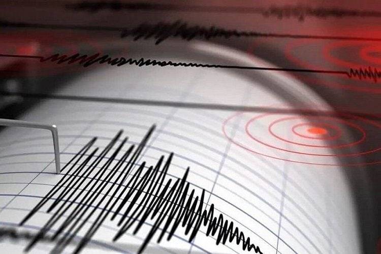 هزة أرضية قوية تضرب الاسكندرون بقوة 5 درجات على مقياس ريختر قبل دقائق شعر بها سكان سوريا ولبنان