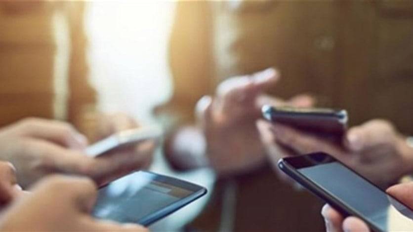 لجنة التكنولوجيا تستمع الى شرح القرم حول وضع الانترنت