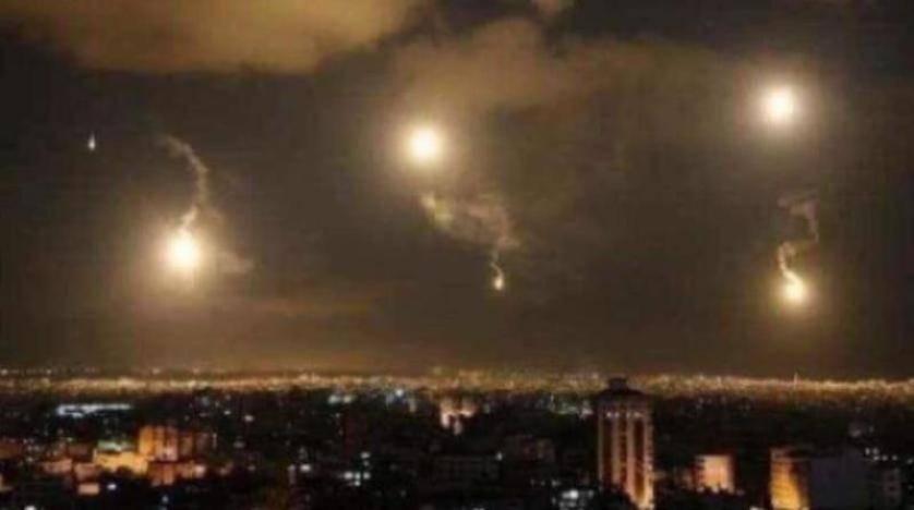 قصف إسرائيلي على مطار دمشق يضعه خارج الخدمة