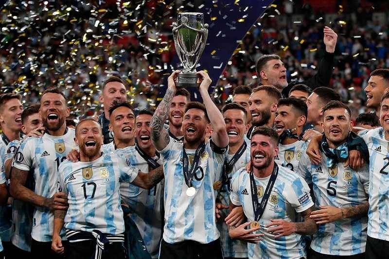 حصاد 2022.. حلم ميسي ورحيل بيليه وانتقال رونالدو