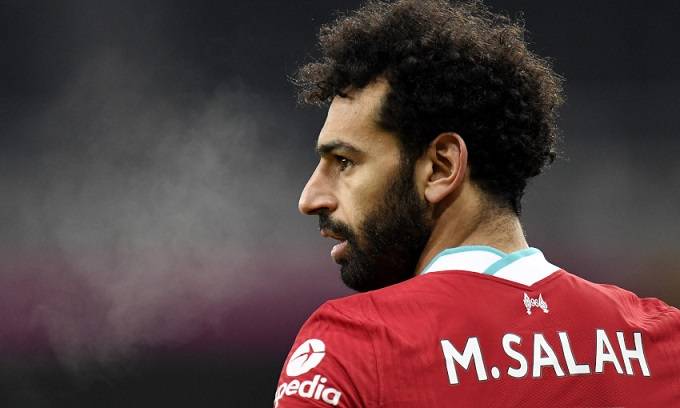 محمد صلاح ينعى بيليه.. ماذا قال ؟