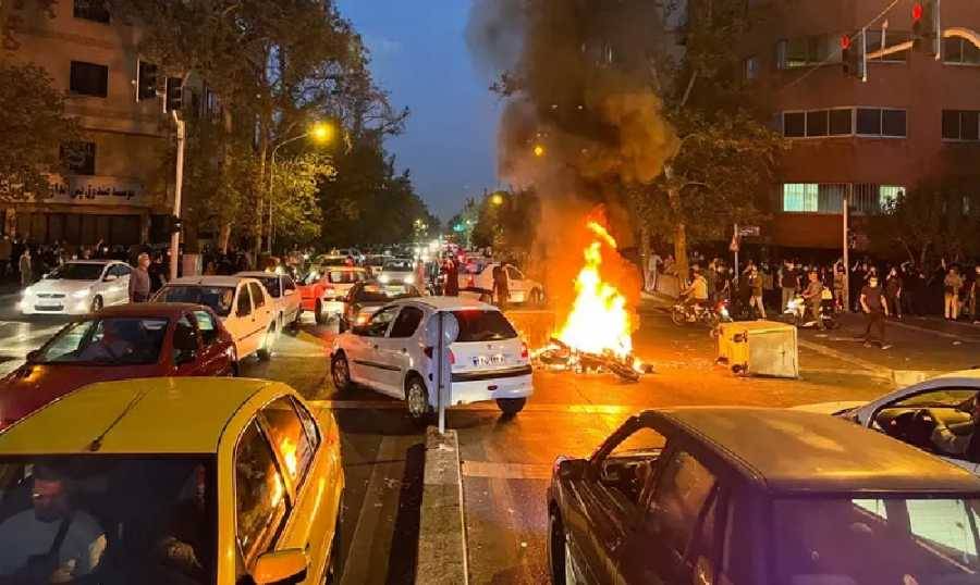 احتجاجات إيران.. عدد القتلى يرتفع إلى 516